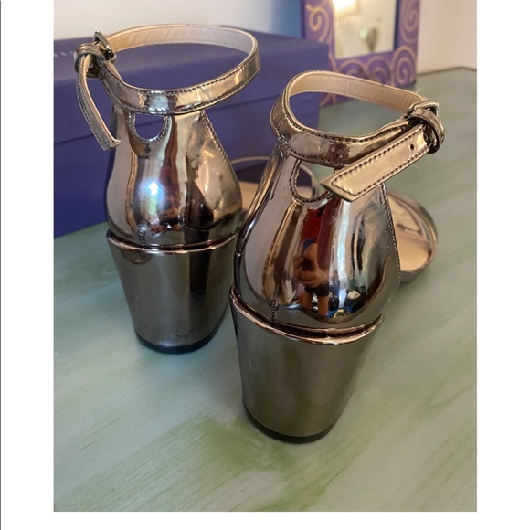 Stuart Weitzman pewter glass block heel - Picture 3 of 5